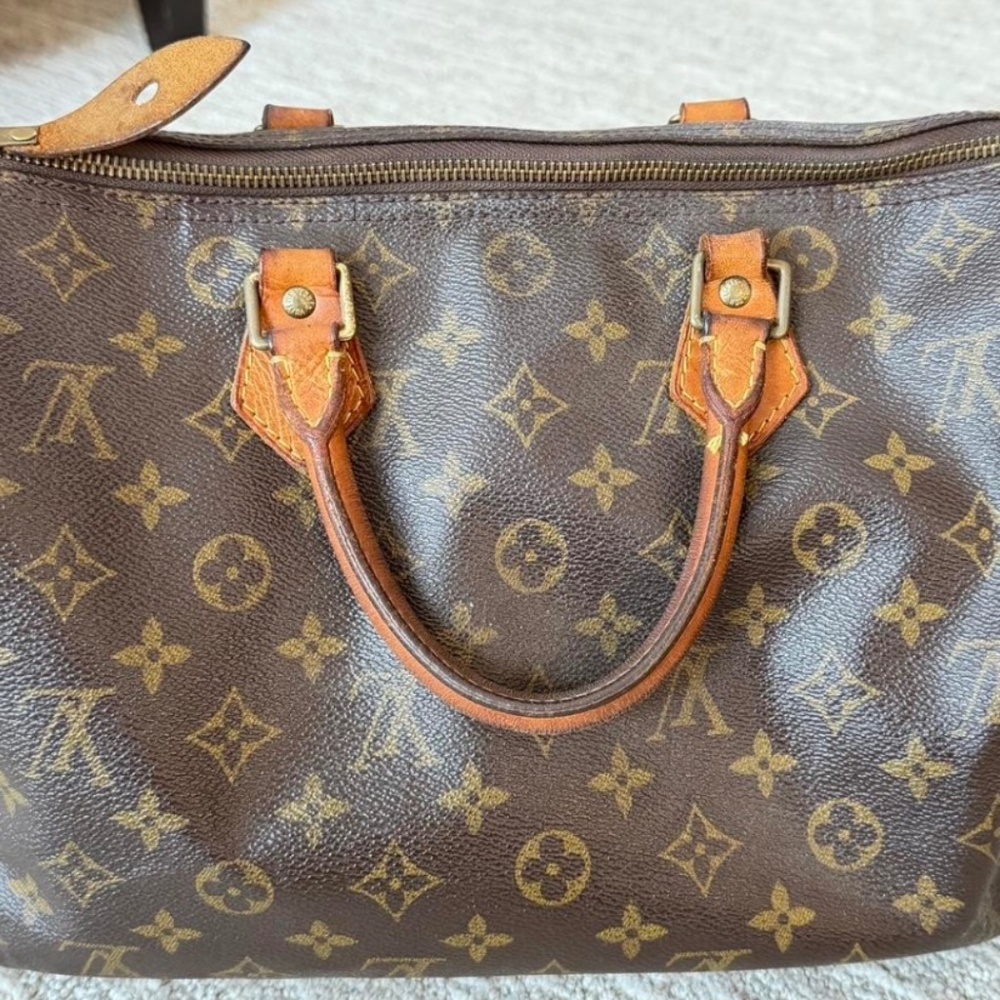 Authentic Louis Vuitton vintage speedy bag